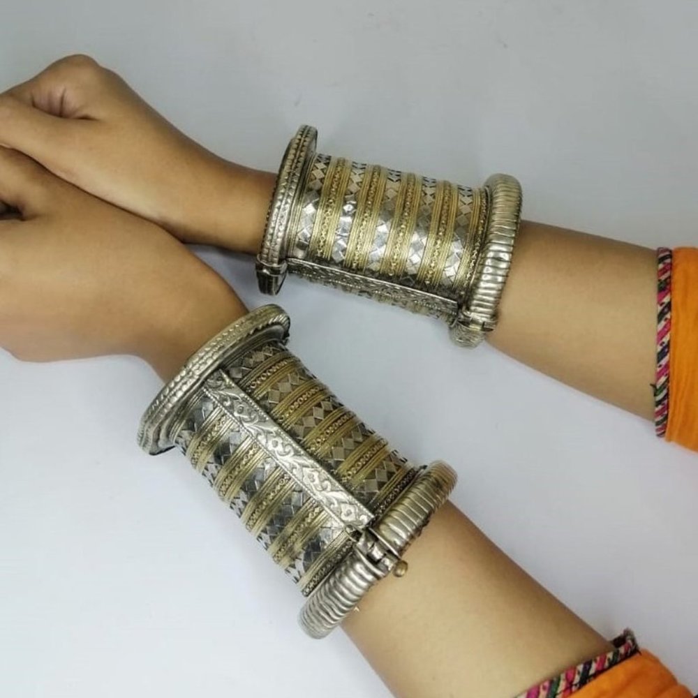 Single Antique Afghan Cuff bracelet- Cuff Bracelet- Vintage Handcuffs Bangles